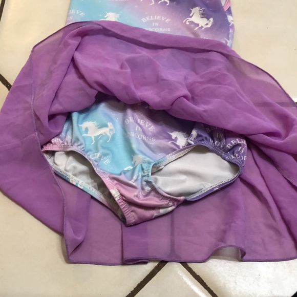 Girls Gymnastics Leotard - Picture 3 of 3